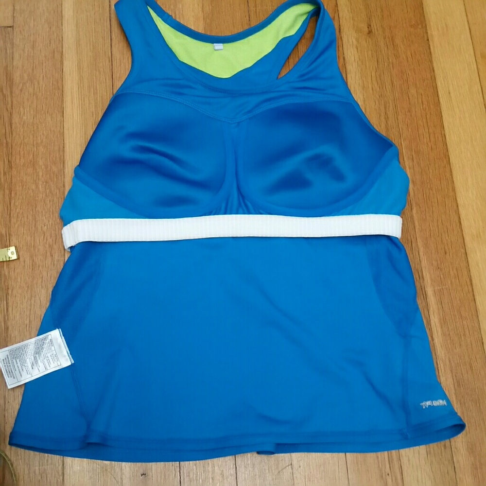 Nike DRI-FIT tank top with built in bra, XL - Picture 5 of 8
